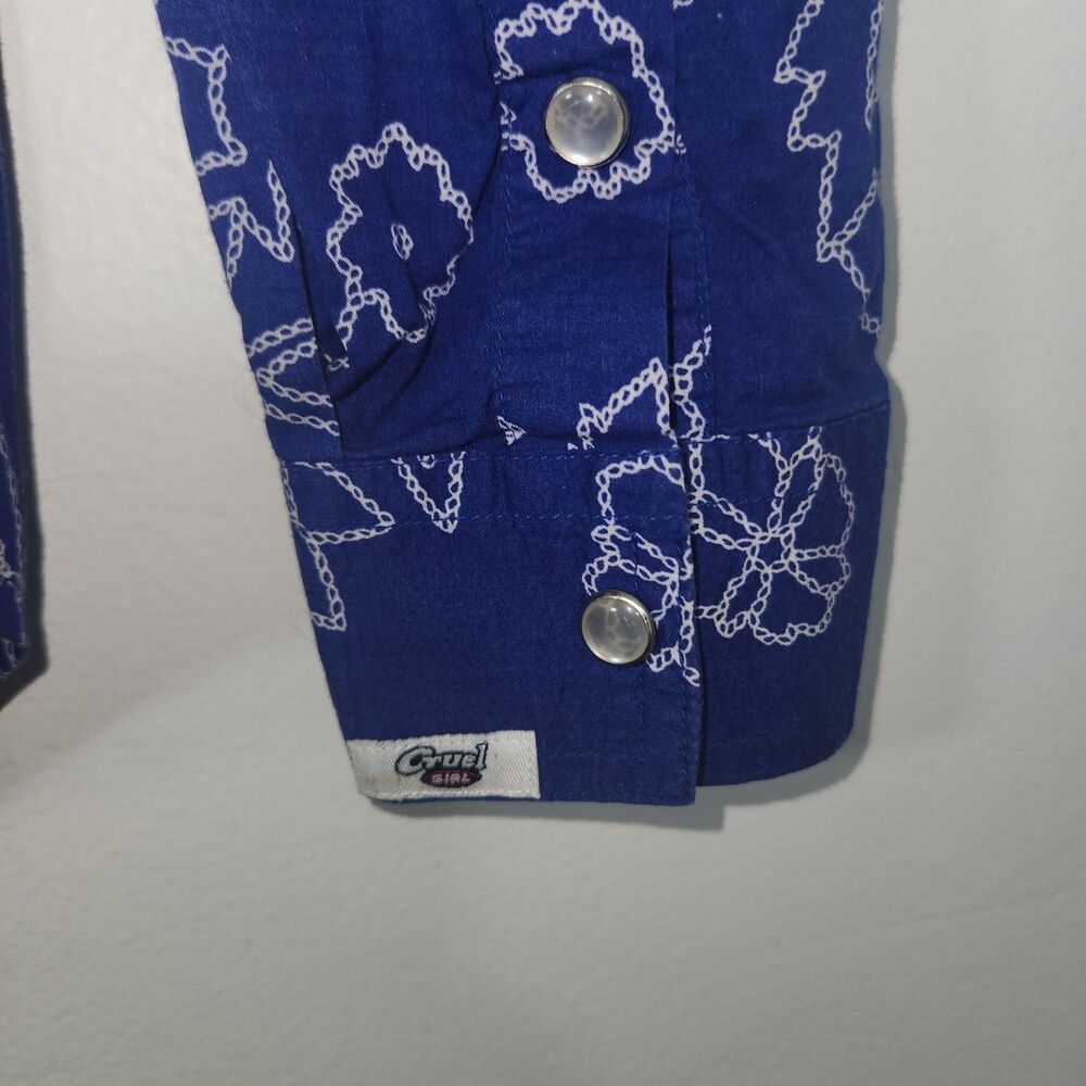 Cruel Girl Royal Blue Western Style Floral Pearl Snap Shirt Women's LARGE - Picture 3 of 8